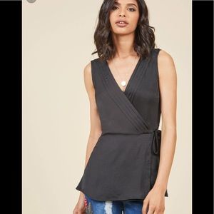 ModCloth Tie Wrap Top Size S